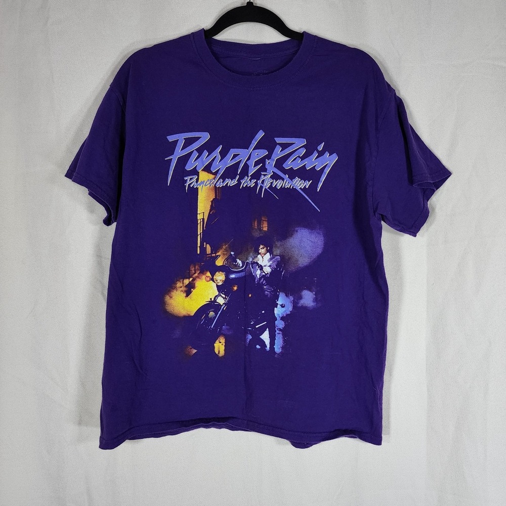 RARE Purple Rain Prince and the Revolution T Shirt  Vintage Style Size L